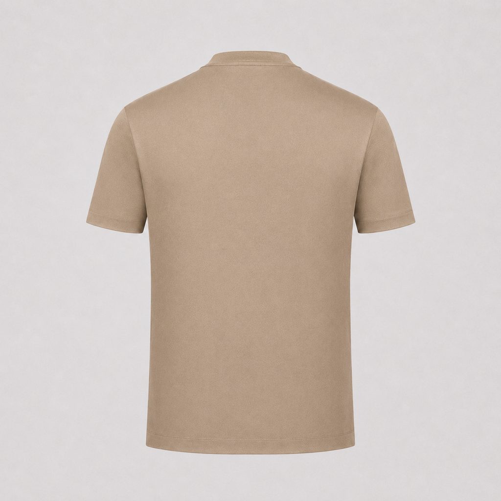 Stoffstruktur des beigen Herren-T-Shirts aus edler, doppelt merzerisierter Baumwolle | Malviro